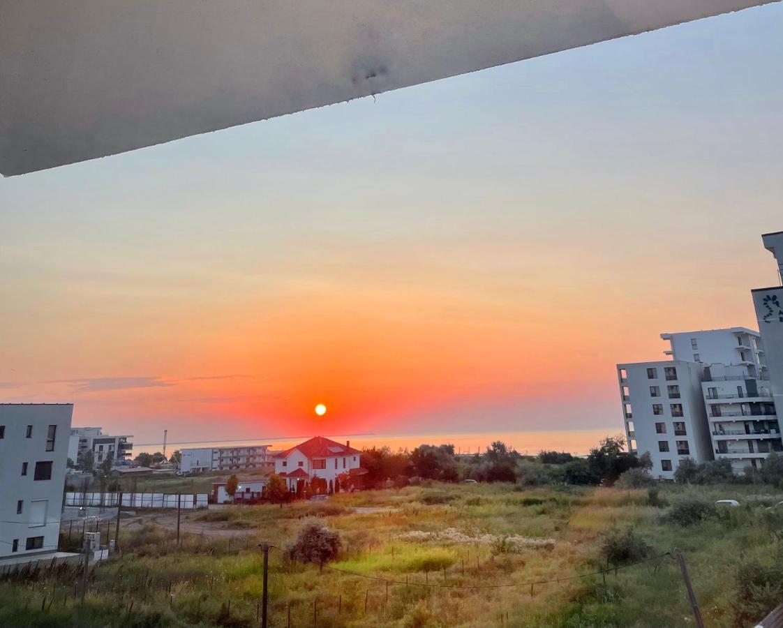 Vys Residence Mamaia Nord Năvodari Eksteriør billede